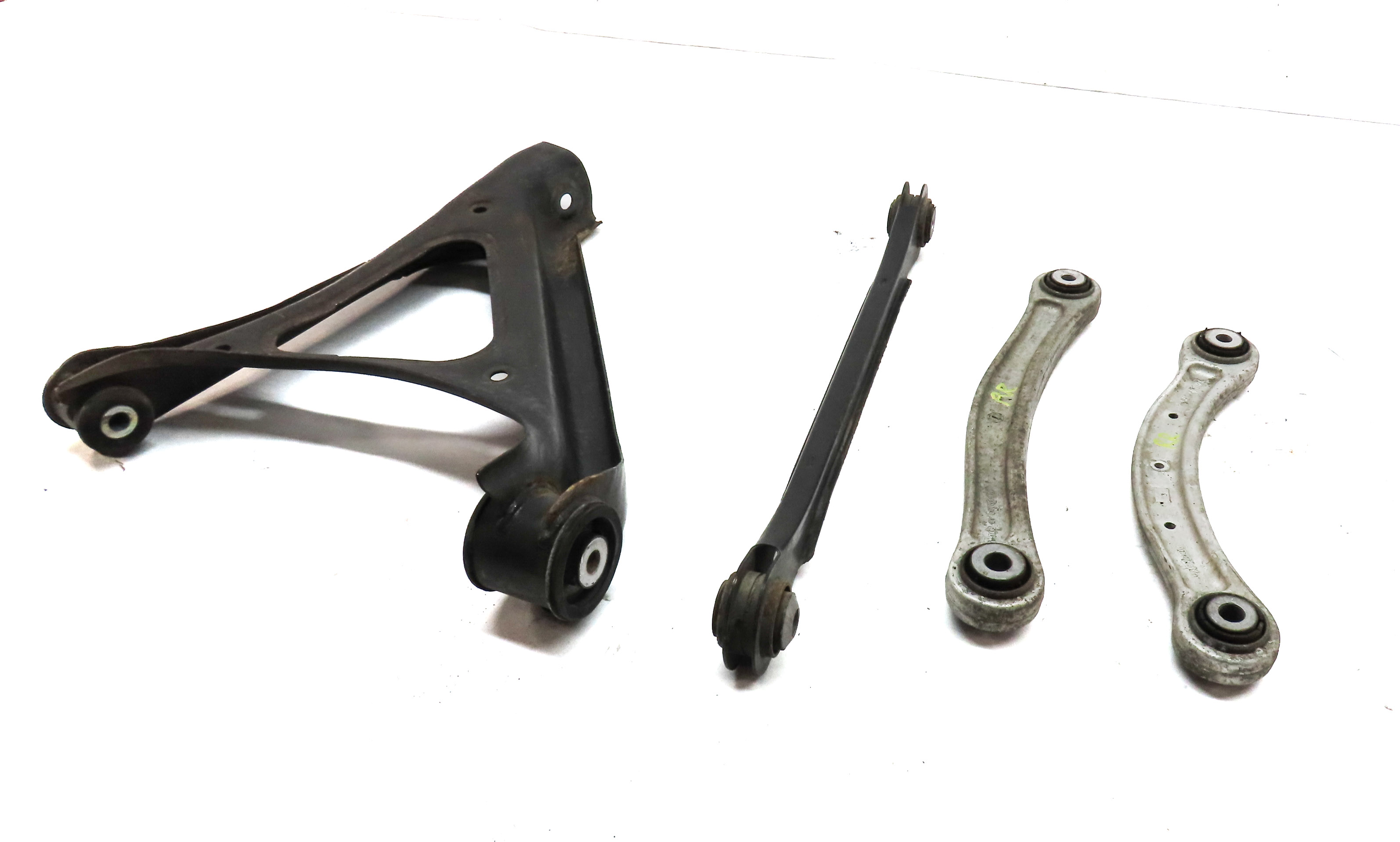 2011-2015 PORSCHE CAYENNE (958) RIGHT PASSENGER REAR CONTROL ARM SET — exact item pictured
